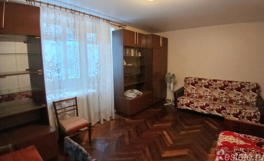 Продажа 2-комн квартиры на вторичном рынке Школьная улица,  д. 4