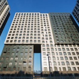 Продажа 3-комн квартиры на вторичном рынке Гражданская 3-я ул,  д. 21