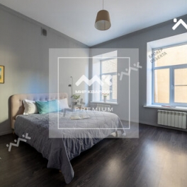 Продажа 3-комн квартиры на вторичном рынке ул Моховая,  д. 14