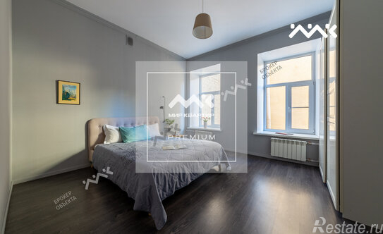Продажа 3-комн квартиры на вторичном рынке ул Моховая,  д. 14