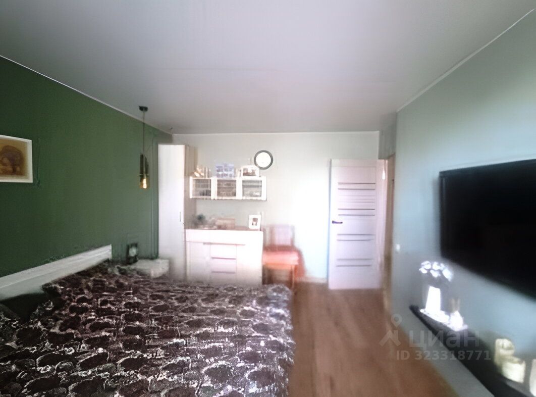 Продажа 2-комн квартиры на вторичном рынке улица Орджоникидзе, 59