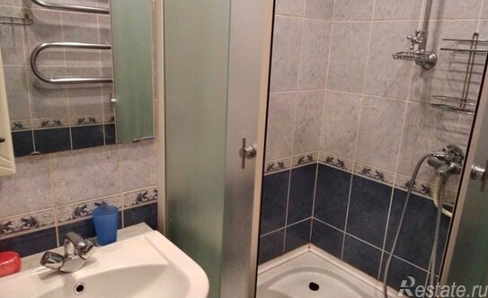 Продажа 2-комн квартиры на вторичном рынке Народная улица,  д. 2 литА