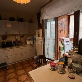 Продажа 2-комн квартиры на вторичном рынке улица Хромова,  д. 5