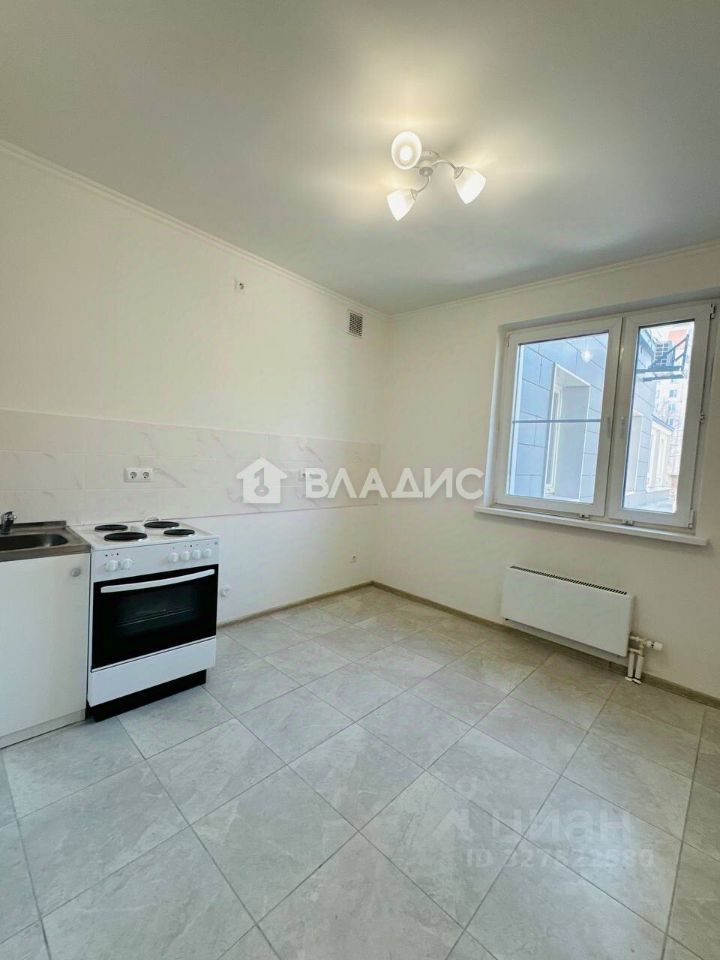 Продажа 3-комн квартиры на вторичном рынке Варшавское шоссе, 100к1