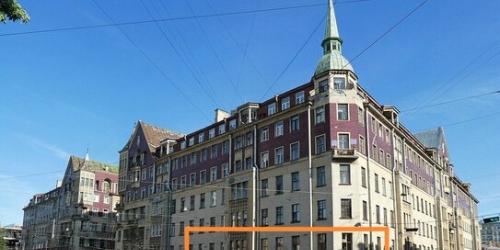 8-комн квартира ул Старорусская,  д. 5/3