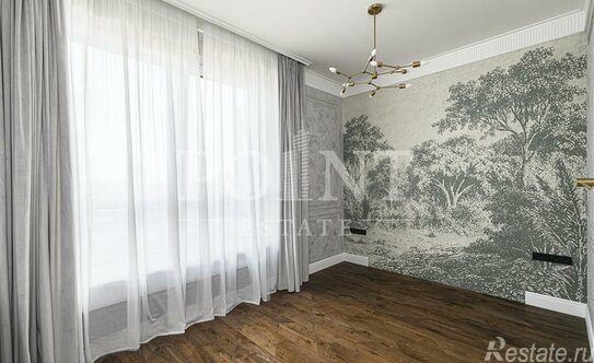 Продажа 3-комн квартиры на вторичном рынке ул Мантулинская,  д. 9,  к. 3