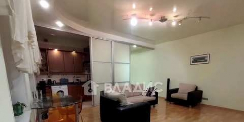 3-комн квартира Старо-Петергофский пр-кт.,  д. 15