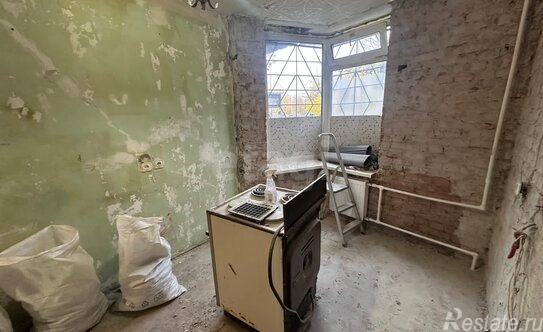 Продажа 2-комн квартиры на вторичном рынке Киевская улица,  д. 3