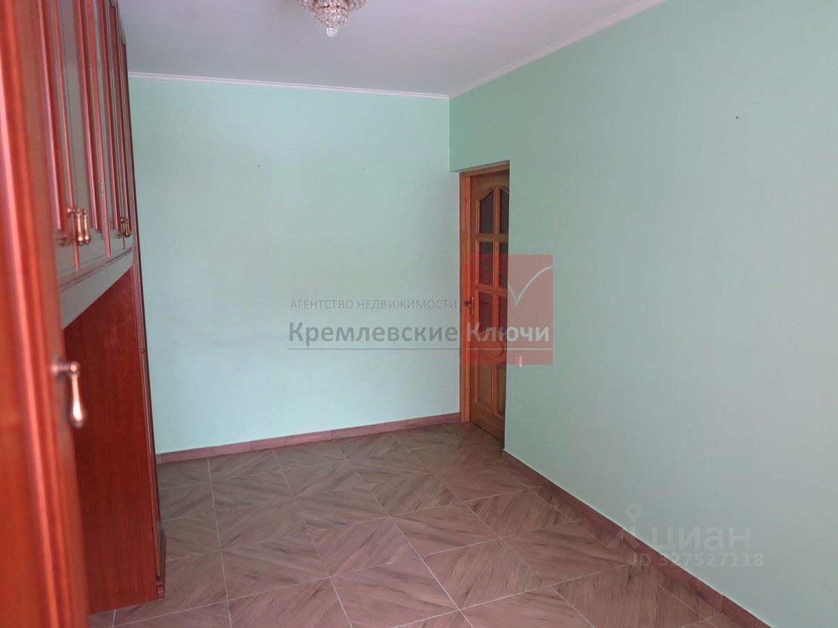 Продажа 3-комн квартиры на вторичном рынке улица Маршала Полубоярова, 4к2