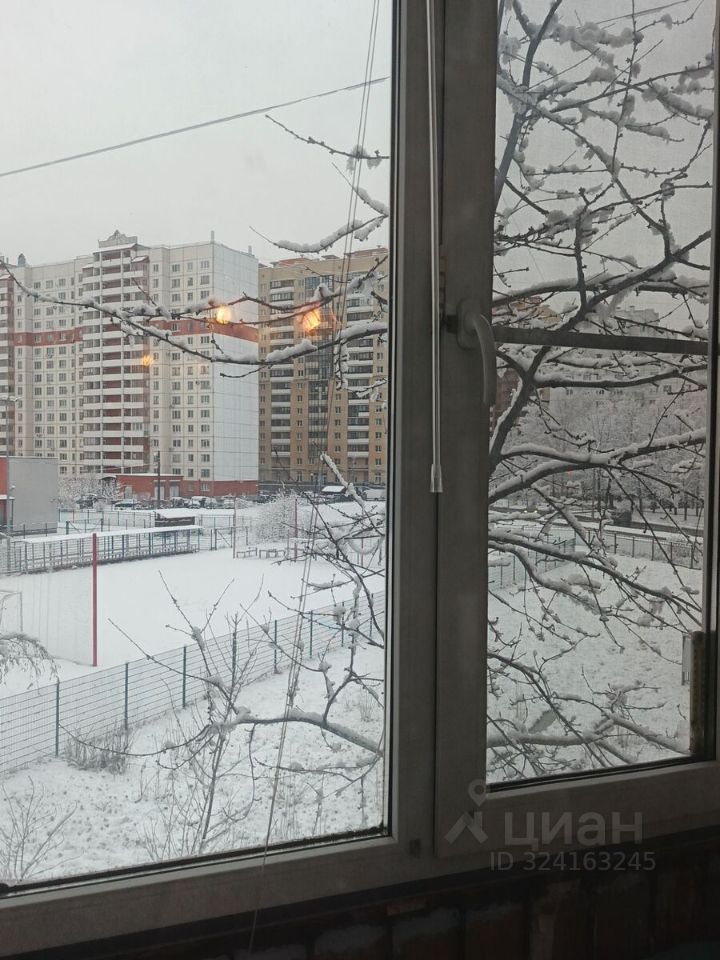 Продажа 3-комн квартиры на вторичном рынке улица Стасовой, 5
