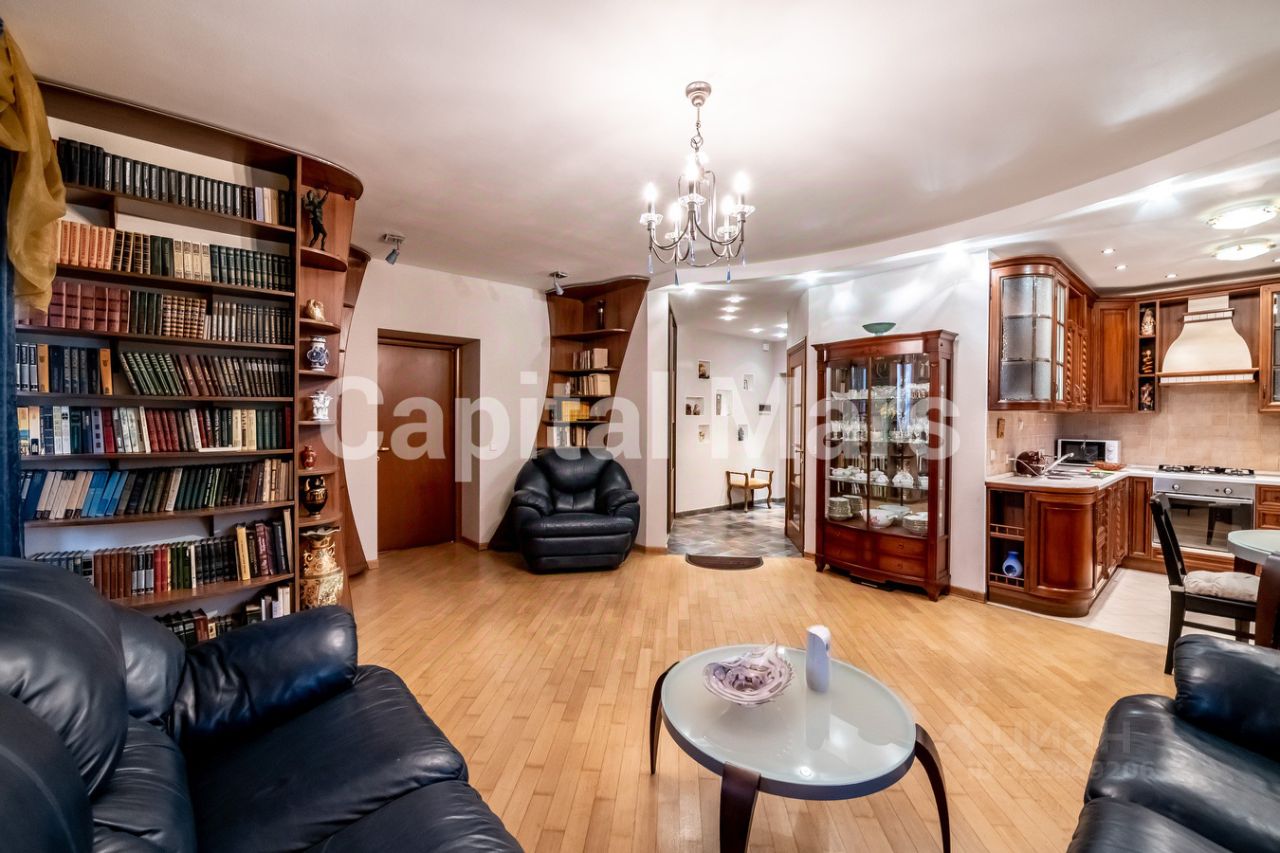 Аренда 2-комн квартиры на вторичном рынке улица Бориса Галушкина, 16