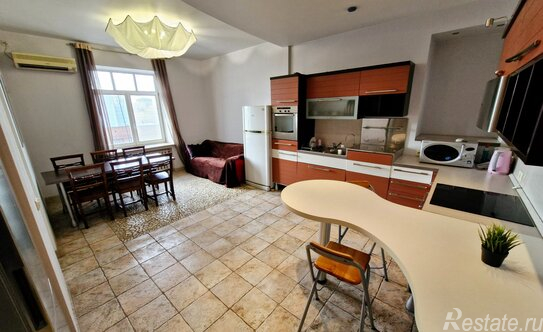 Аренда 4-комн квартиры на вторичном рынке Брестская 1-я ул,  д. 33,  к. 1