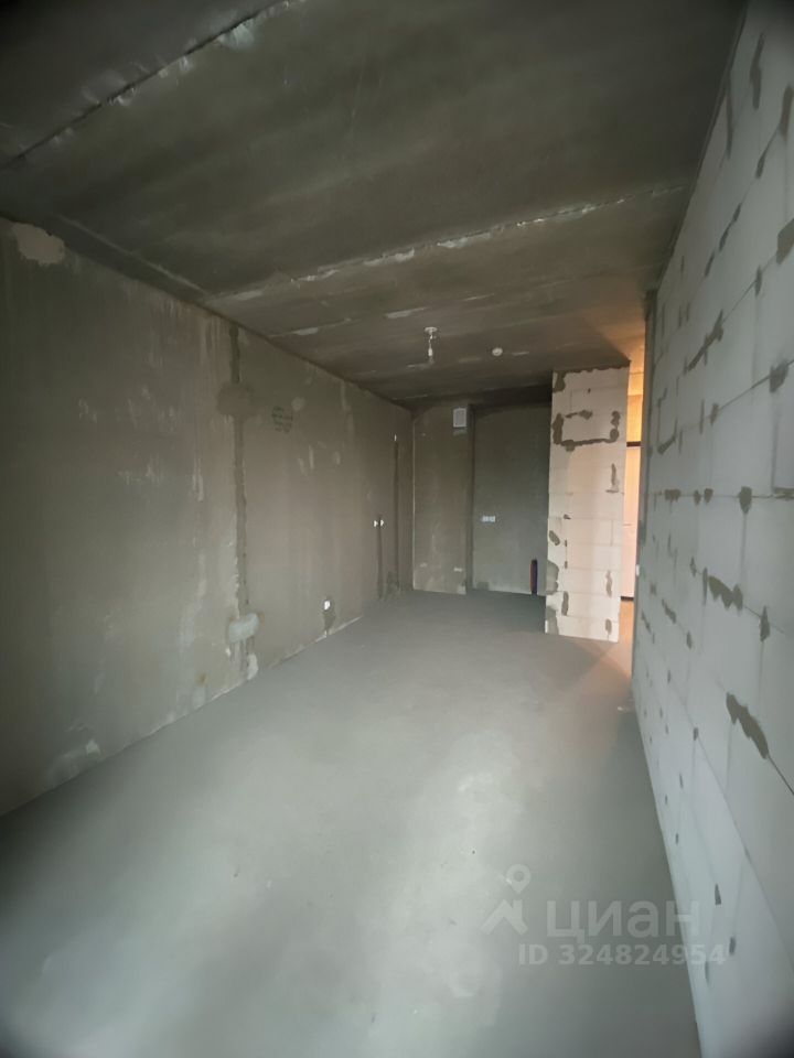 Продажа 1-комн квартиры на вторичном рынке Гатчина, бульвар Авиаторов, 5/18