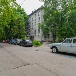 Продажа 1-комн квартиры на вторичном рынке Вёсельная улица,  д. 12