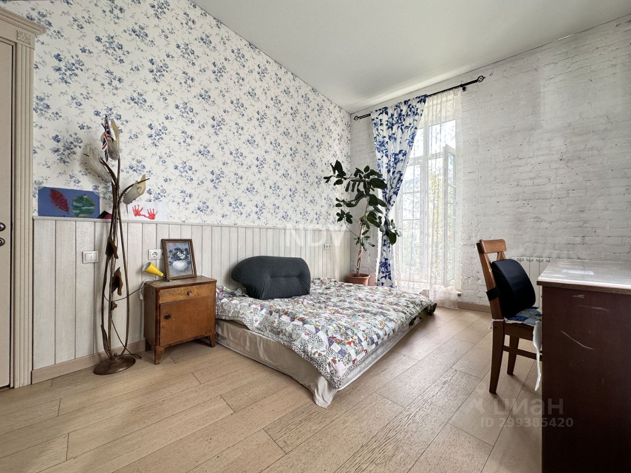 Продажа 4-комн квартиры на вторичном рынке улица Новый Арбат, 25