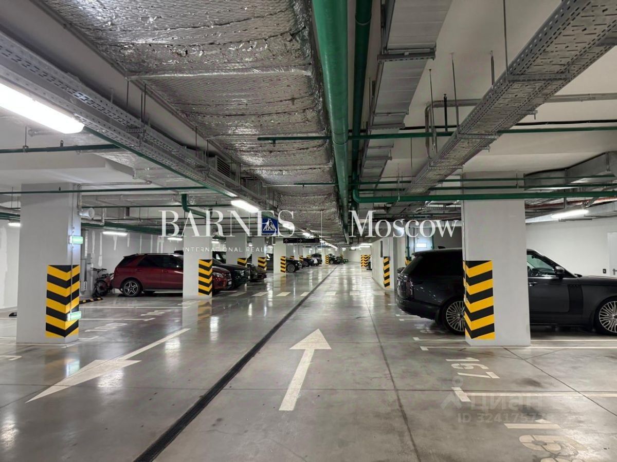 Продажа 3-комн квартиры на вторичном рынке Мосфильмовская улица, 1к5