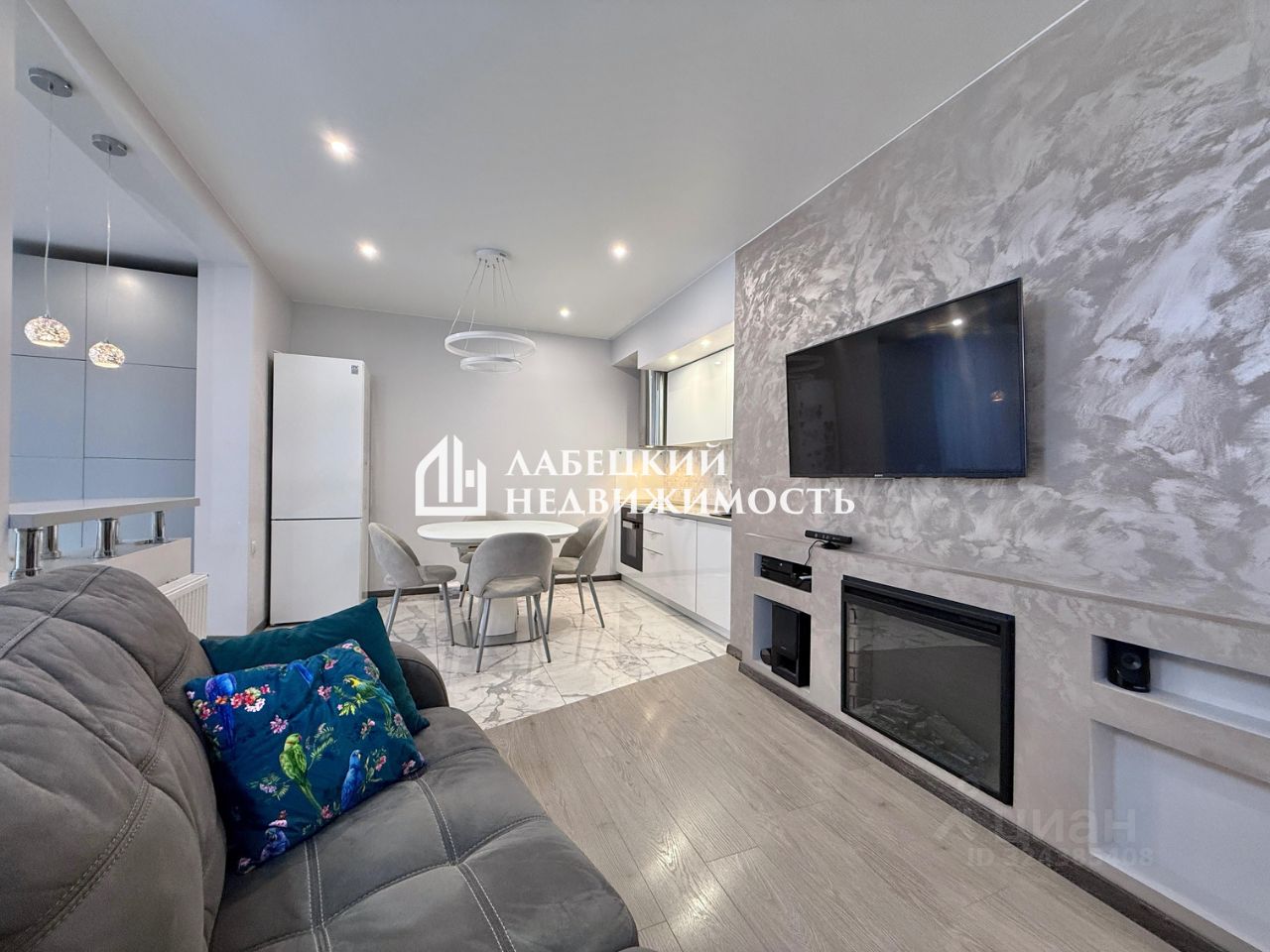 Продажа 2-комн квартиры на вторичном рынке набережная Реки Смоленки, 3к2