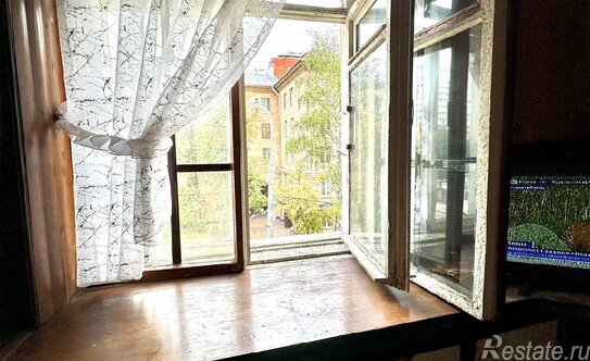 Продажа 4-комн квартиры на вторичном рынке Первомайская улица,  д. 109/2