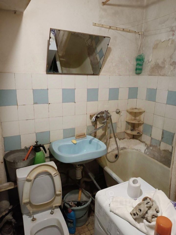 Продажа 3-комн квартиры на вторичном рынке Чехов, улица Полиграфистов, 17