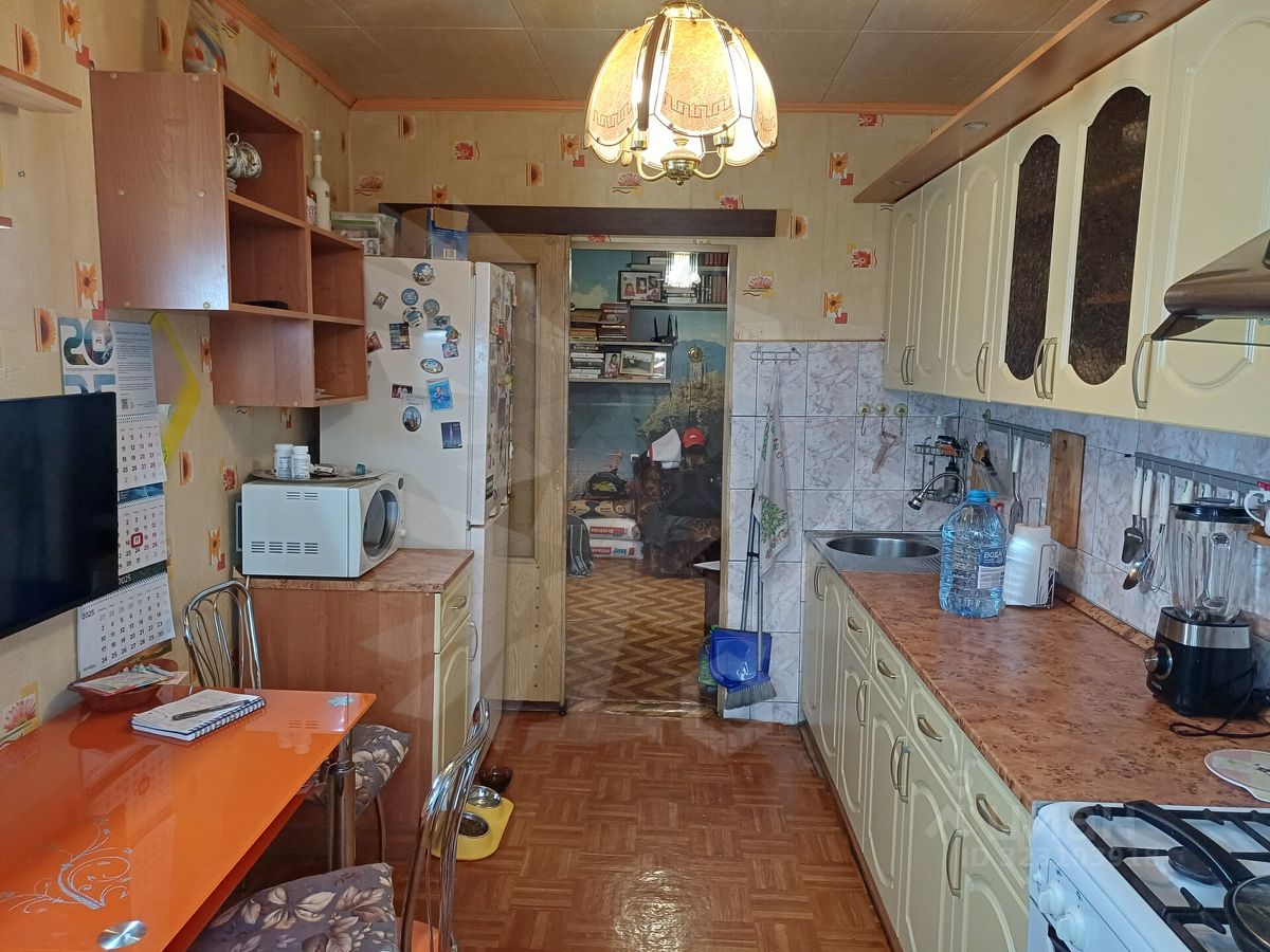 Продажа 3-комн квартиры на вторичном рынке Подрезково мкр, Советская улица, 1