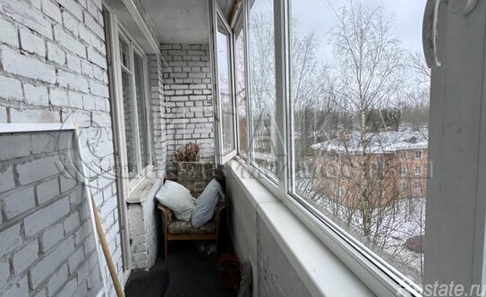 Продажа 1-комн квартиры на вторичном рынке ул Красная,  д. 12