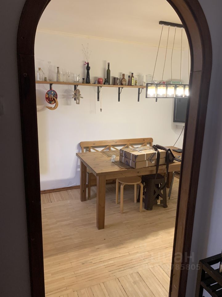 Аренда 3-комн квартиры на вторичном рынке улица Генерала Симоняка, 17