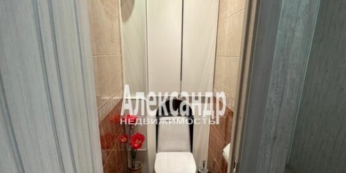 3-комн квартира Долгоозёрная улица,  д. 18