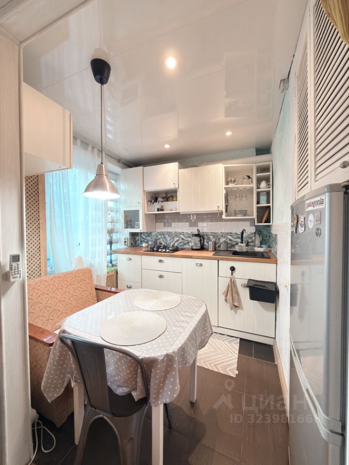 Аренда 2-комн квартиры на вторичном рынке 3-я Владимирская улица, 22/22