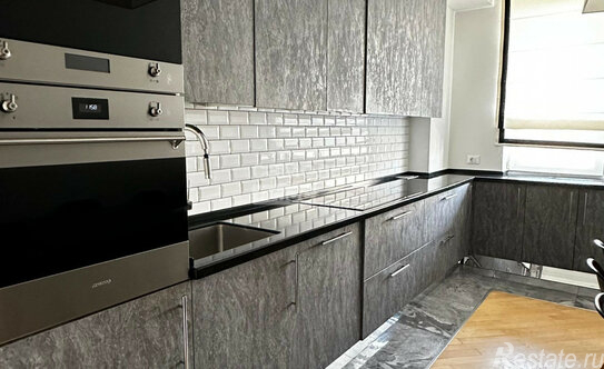 Продажа 3-комн квартиры на вторичном рынке Сетуньский 2-й проезд,  д. 13,  к. 2