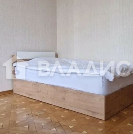 Продажа 2-комн квартиры на вторичном рынке Ливенская улица