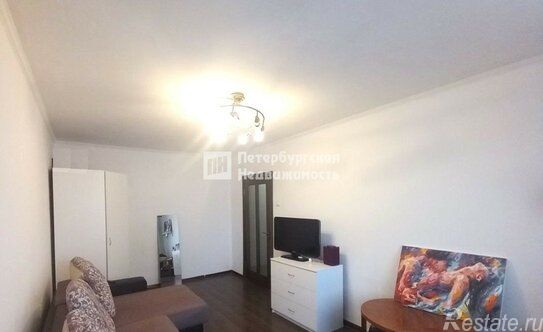 Продажа 1-комн квартиры на вторичном рынке ул Черкасова,  д. 5,  к. 1