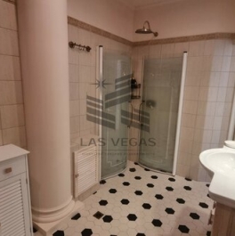 Аренда 2-комн квартиры на вторичном рынке Крестовский пр-кт,  д. 30