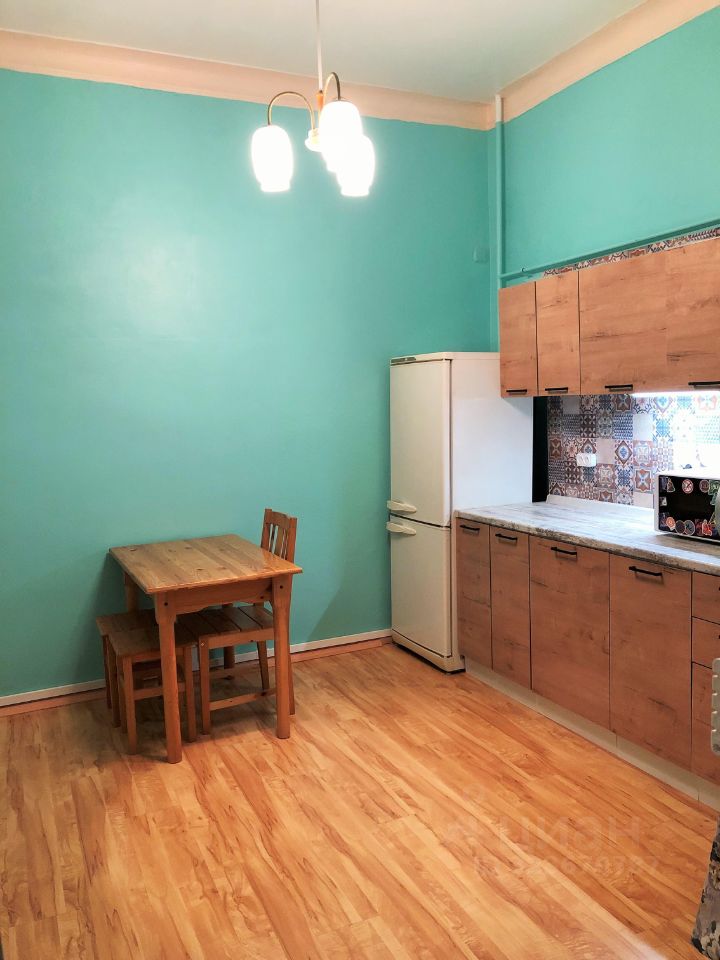 Аренда 2-комн квартиры на вторичном рынке Рижский проезд, 3