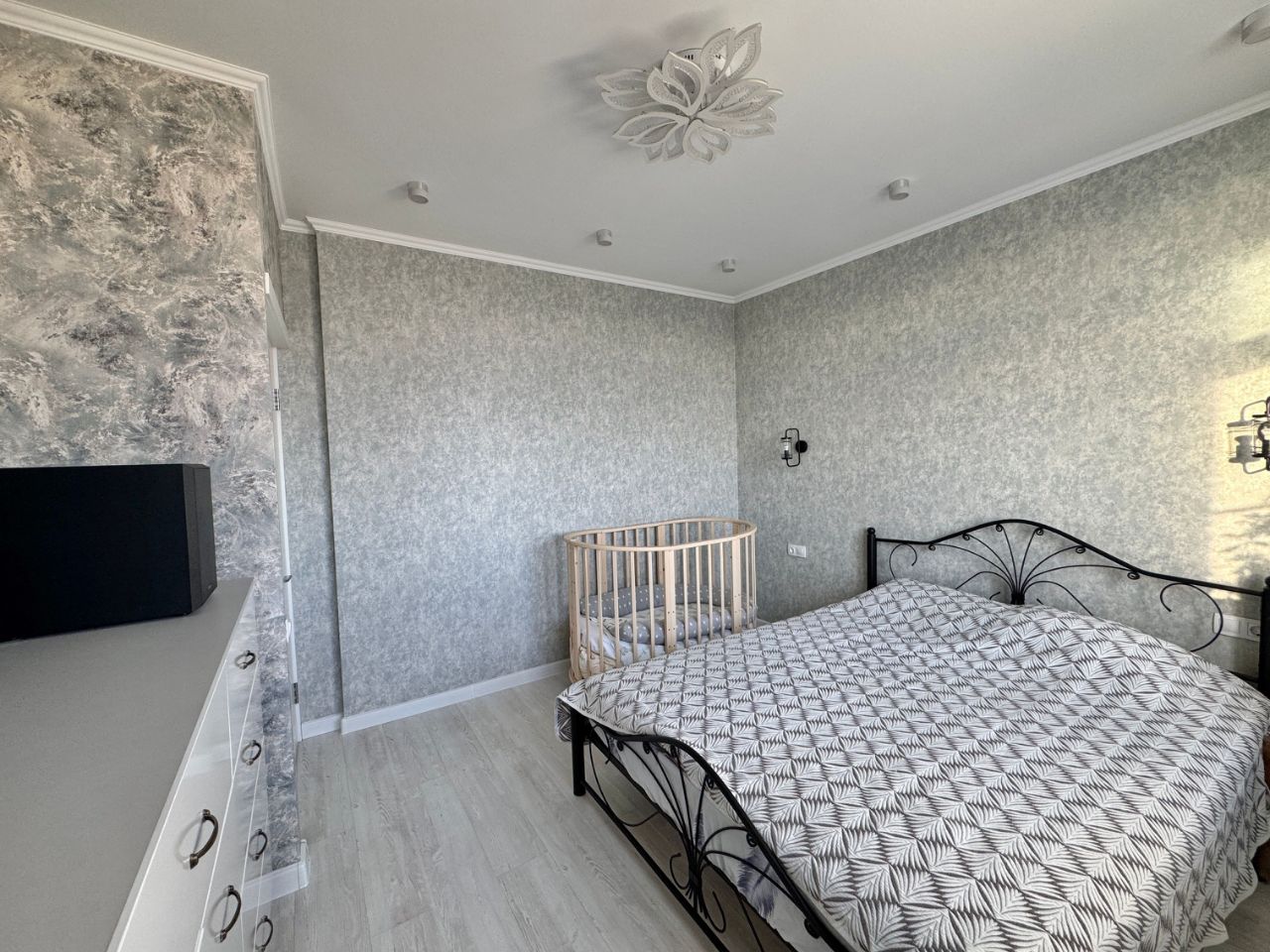 Продажа 2-комн квартиры на вторичном рынке пос. Горки-10, 34к1