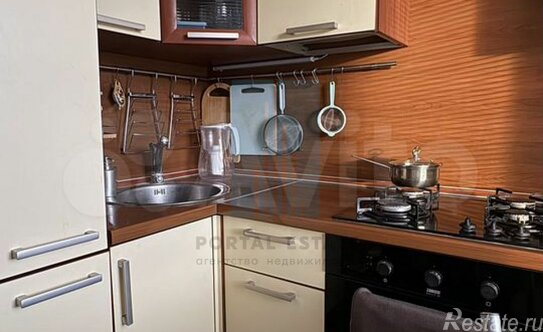 Продажа 2-комн квартиры на вторичном рынке Молоди с, Молодежная ул,  д. 4