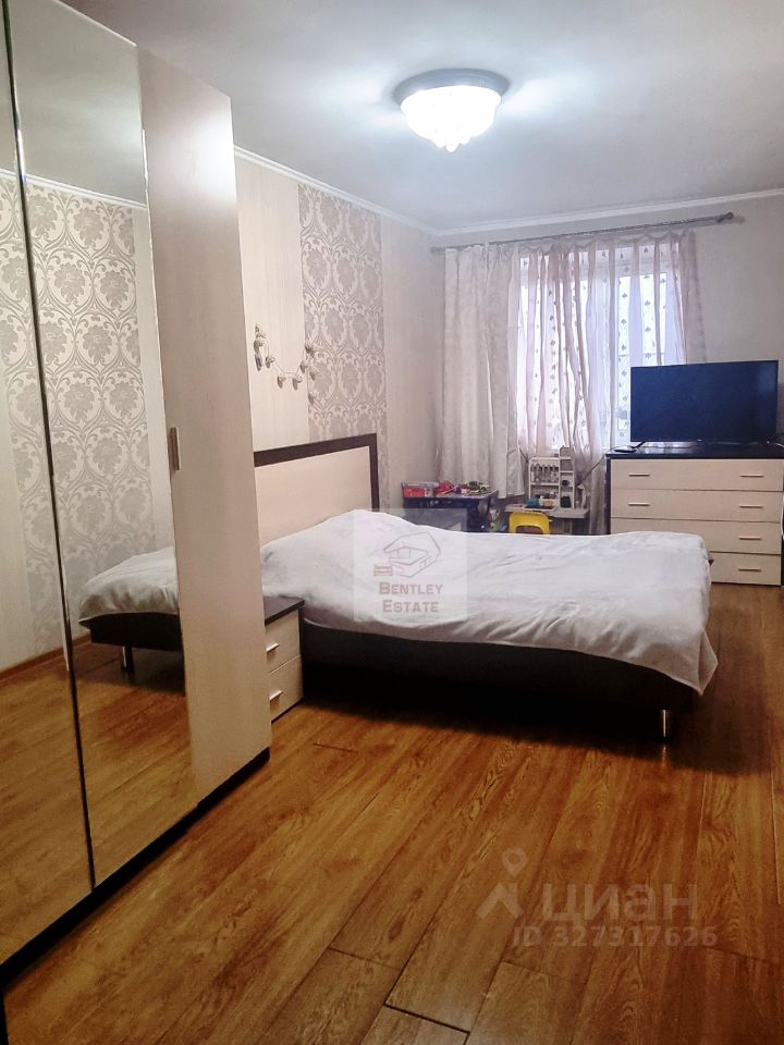 Продажа 3-комн квартиры на вторичном рынке пос. Дачного хозяйства Архангельское, 8