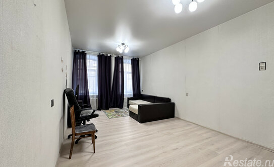 Продажа 3-комн квартиры на вторичном рынке 2-я линия