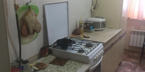 Комната Петергоф г., Эрлеровский бул. ,  д. 6