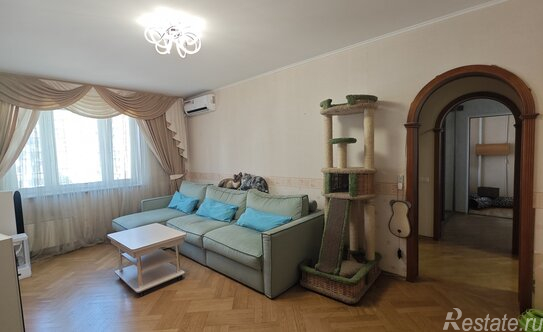 Продажа 5-комн квартиры на вторичном рынке ул Генерала Белобородова,  д. 16,  к. 2