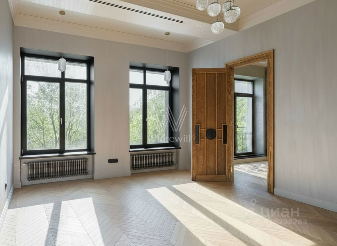 Продажа 2-комн квартиры на вторичном рынке Староконюшенный переулок, 45