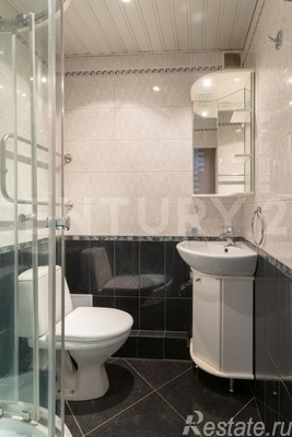 Продажа 2-комн квартиры на вторичном рынке Химки, Пожарского ул,  д. 4