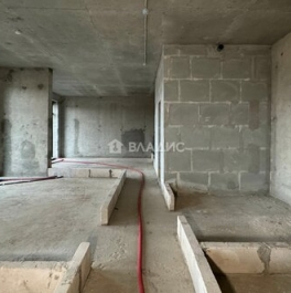 Продажа 2-комн квартиры на вторичном рынке Светланова ул,  д. 11 к1