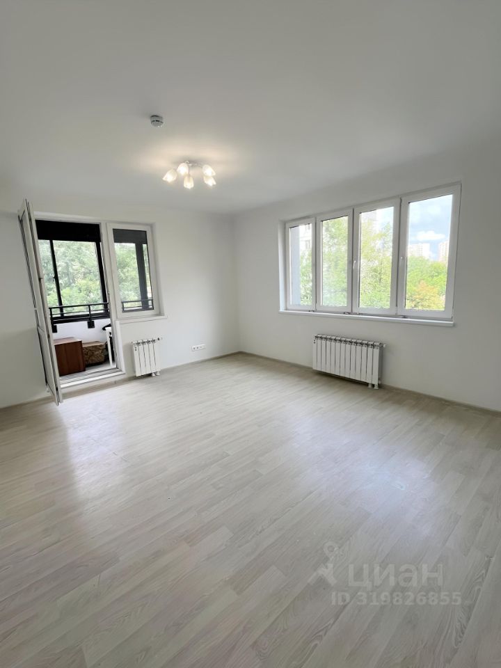 Продажа 1-комн квартиры на вторичном рынке улица Милашенкова, 7К2