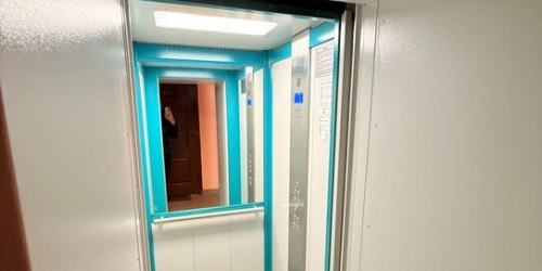 3-комн квартира Пушкин г, Генерала Хазова ул,  д. 13