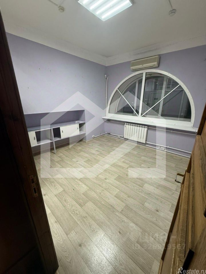 Аренда торгового помещения ул Трофимова,  д. 31