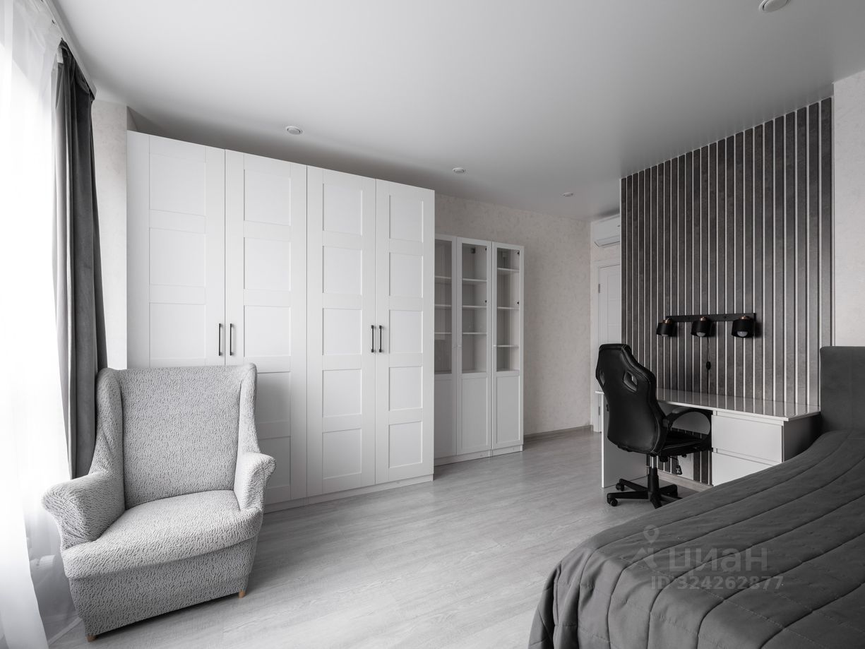 Аренда 3-комн квартиры на вторичном рынке Озерная улица, 44