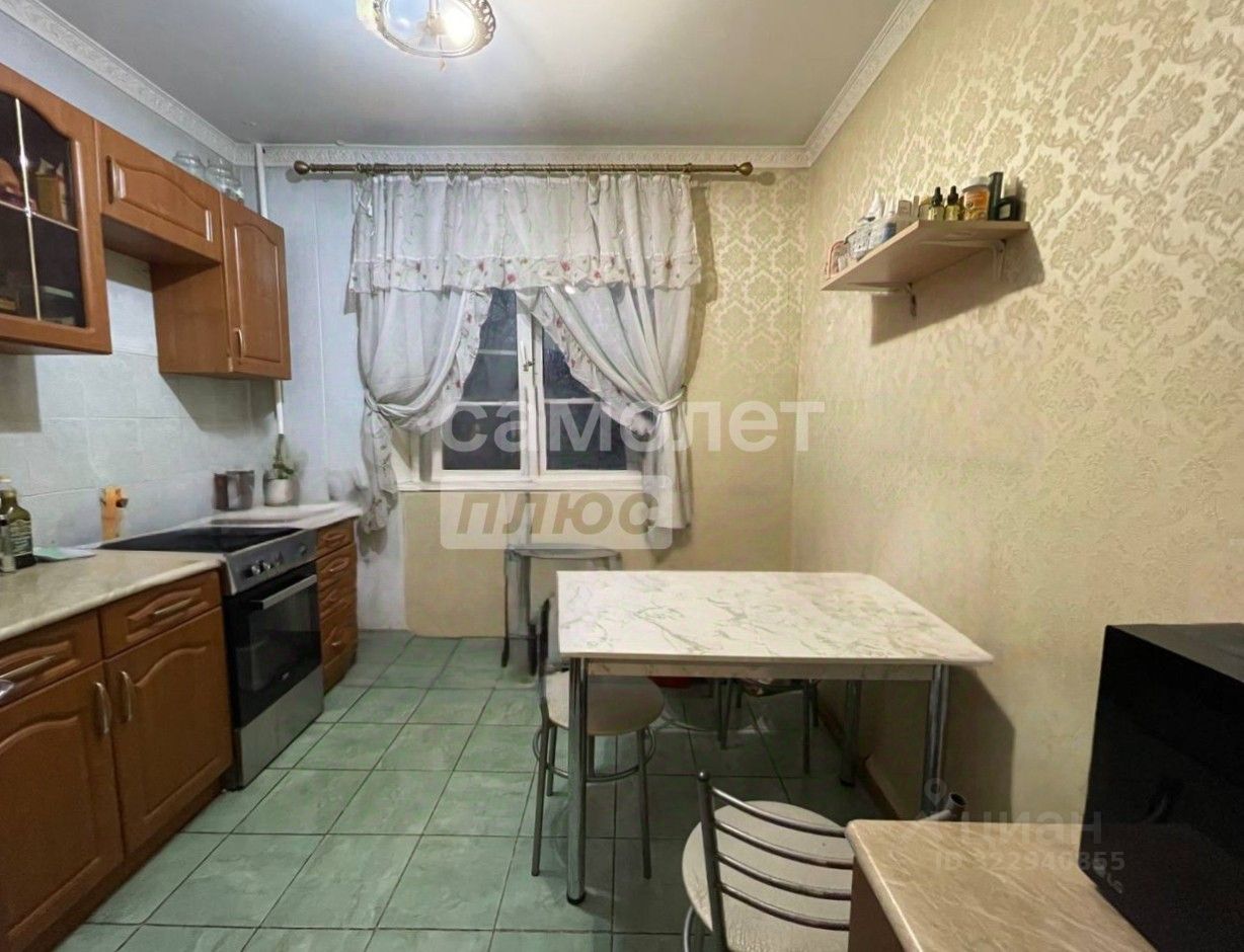 Продажа 3-комн квартиры на вторичном рынке Абрамцевская улица, 24К1