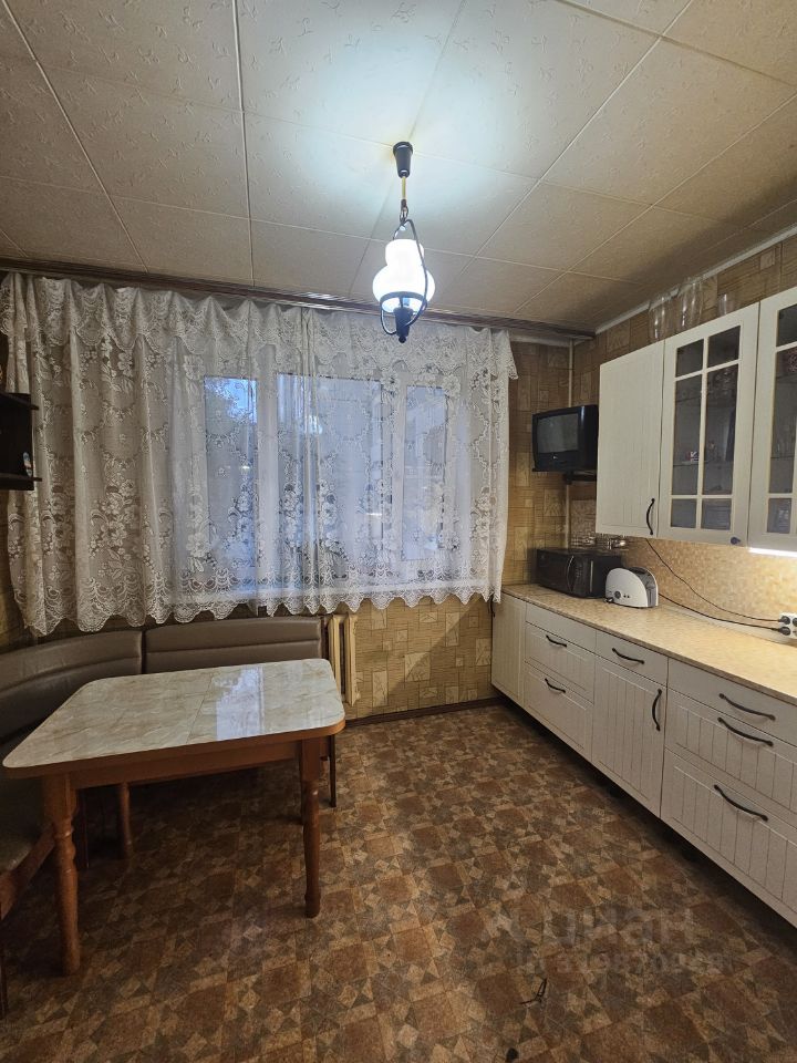 Продажа 3-комн квартиры на вторичном рынке улица Чичерина, 6