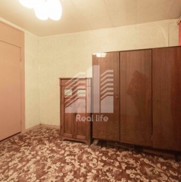 Продажа 2-комн квартиры на вторичном рынке Домодедовская улица,  д. 24 к1