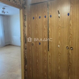 Продажа 1-комн квартиры на вторичном рынке улица Лескова,  д. 28 к1